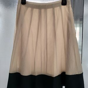 Banana Republic tan & black skirt